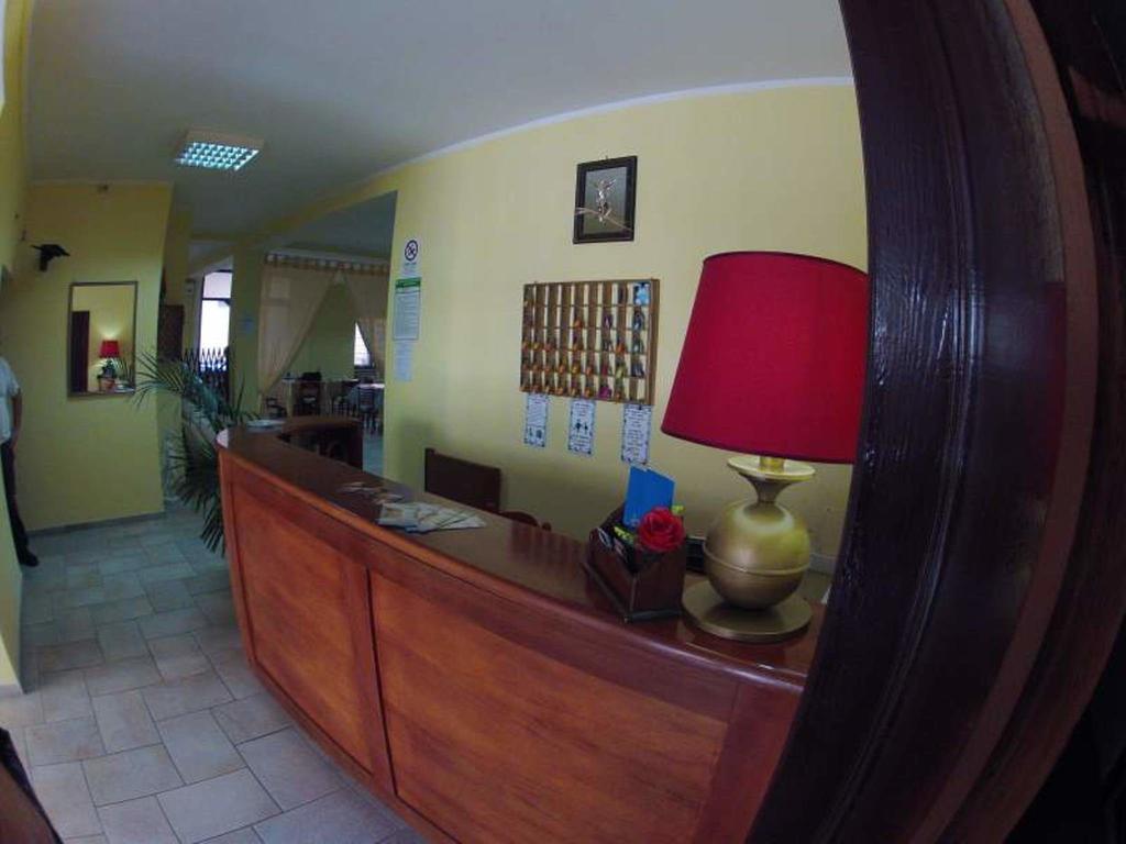 Hotel Aurora Scauri  Extérieur photo