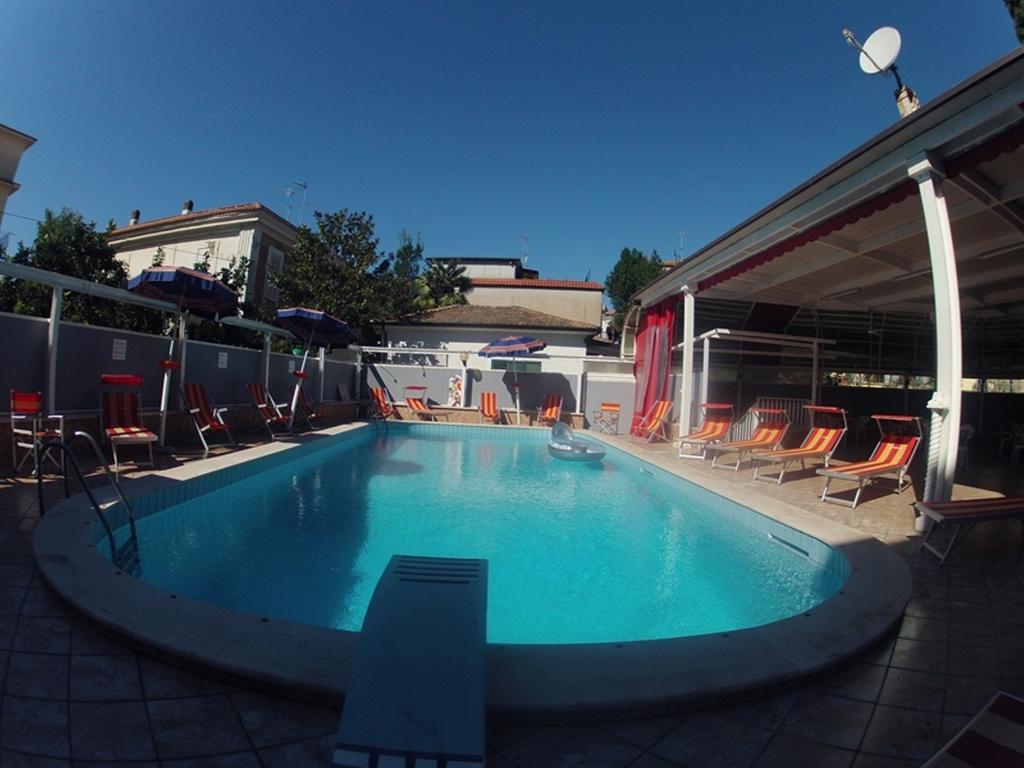 Hotel Aurora Scauri  Extérieur photo