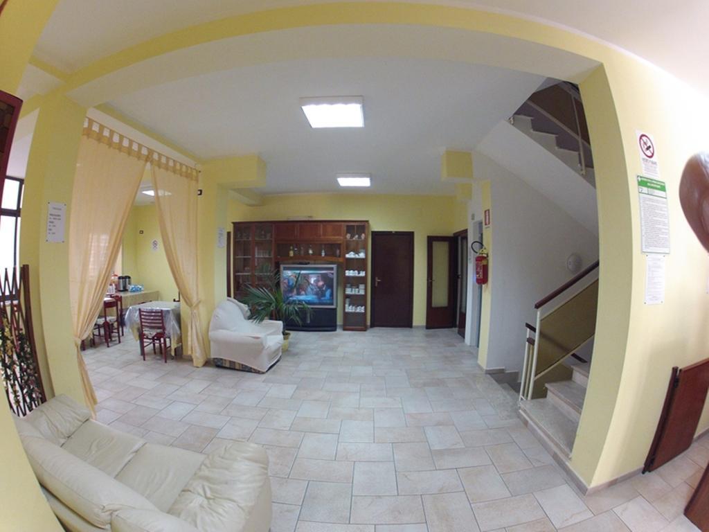 Hotel Aurora Scauri  Extérieur photo