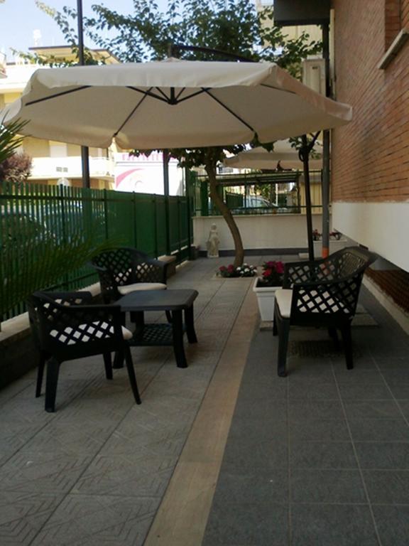 Hotel Aurora Scauri  Extérieur photo