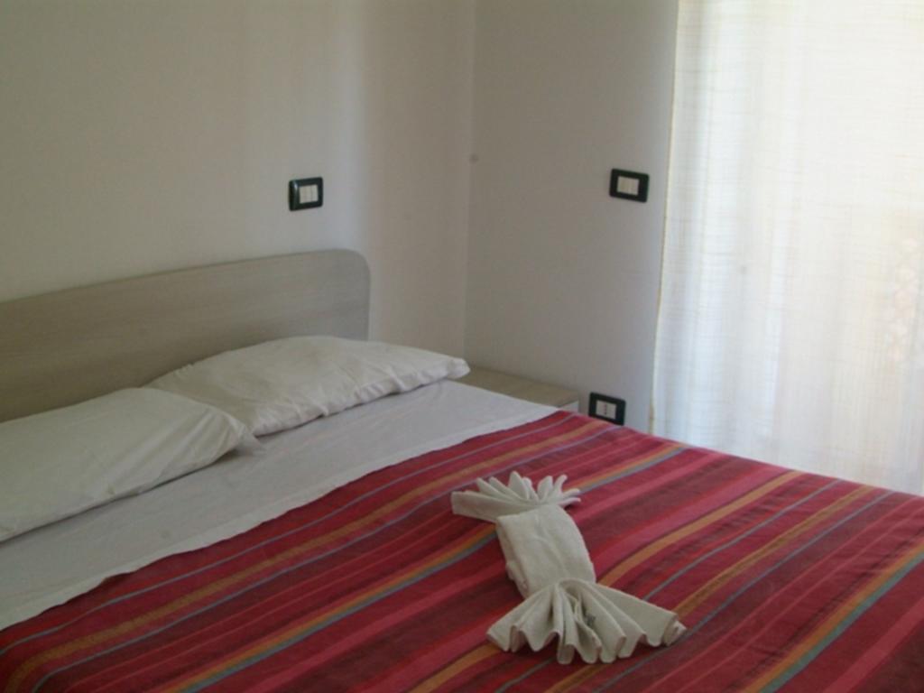Hotel Aurora Scauri  Extérieur photo